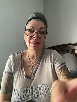 Snapshot of dieseldame1313 chatting on October 15, 2025, 7:55 pm dieseldame1313 online show from October 15, 2025, 7:55 pm