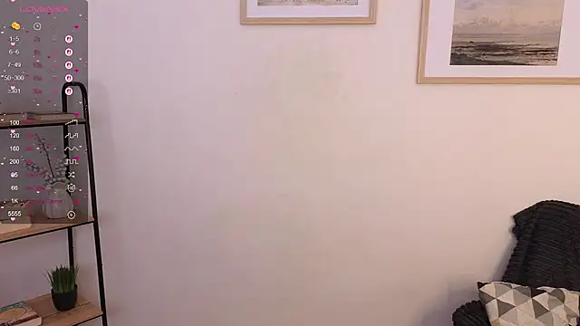 Snapshot of Bonnie_Nunez chatting on October 6, 2025, 11:27 pm Bonnie Nunez online show from October 6, 2025, 11:27 pm