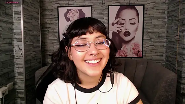 Shizuko b online show from September 13, 2025, 3:17 am