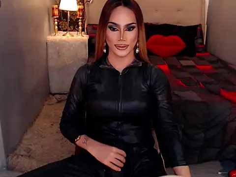 Snapshot of RhondaFlirtyDOM chatting on December 4, 2025, 9:36 pm RhondaFlirtyDOM online show from December 4, 2025, 9:36 pm