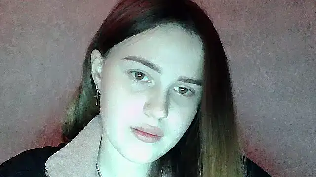 SweetLoraa online show from December 13, 2025, 8:04 pm