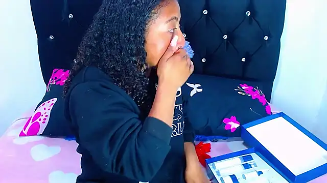 Gabi Jhons 23 online show from January 17, 2026, 8:51 am