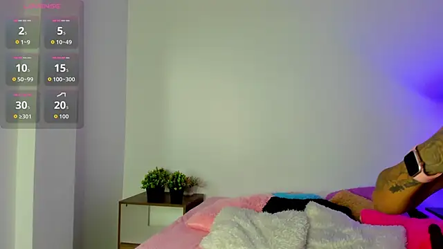 bell popperr  online show from December 17, 2025, 7:08 pm