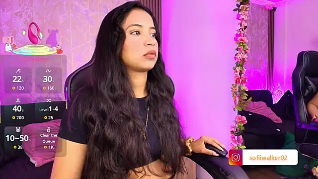 SophiaWalker 1 online show from October 17, 2025, 11:56 am