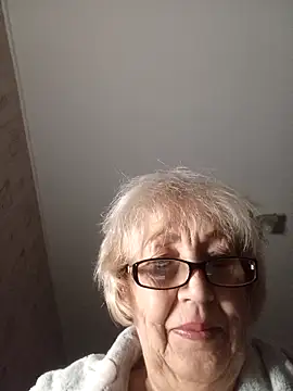 Anatolia5961 online show from November 22, 2025, 2:10 am