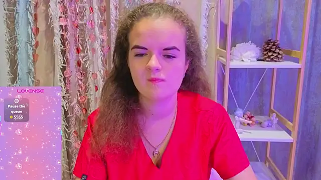 Luisa Rosee online show from October 13, 2025, 8:10 pm