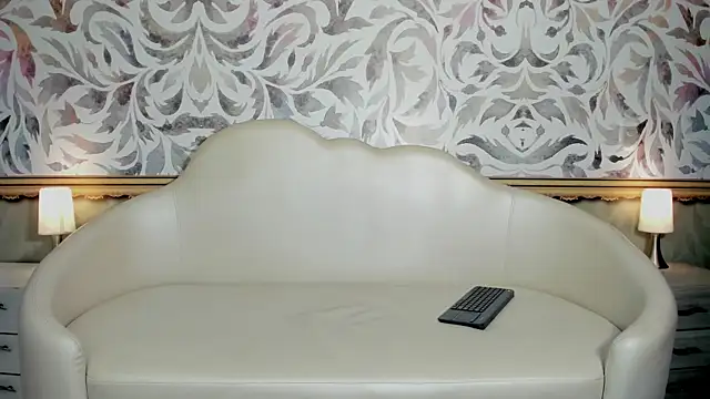 KingStark  online show from November 14, 2025, 11:25 am