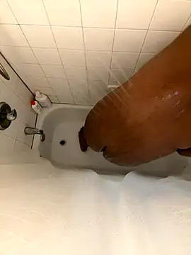 KeYBuMp323 online show from October 9, 2025, 4:02 am