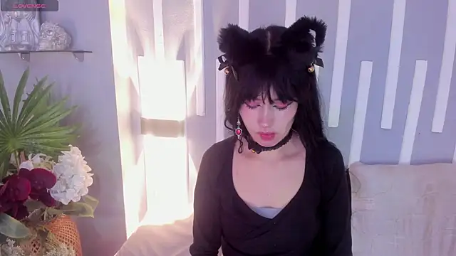 Dita von2 online show from November 4, 2025, 11:36 am