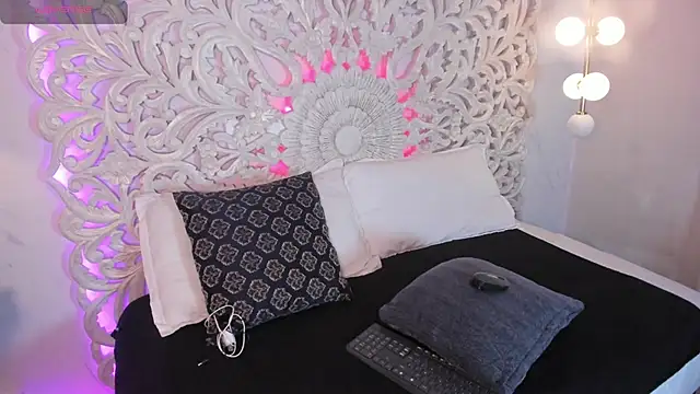 Odette bulgari online show from October 31, 2025, 8:22 am