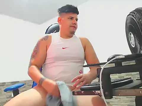 Snapshot of mister_cum1999 chatting on February 3, 2026, 9:31 pm mister cum1999 online show from February 3, 2026, 9:31 pm