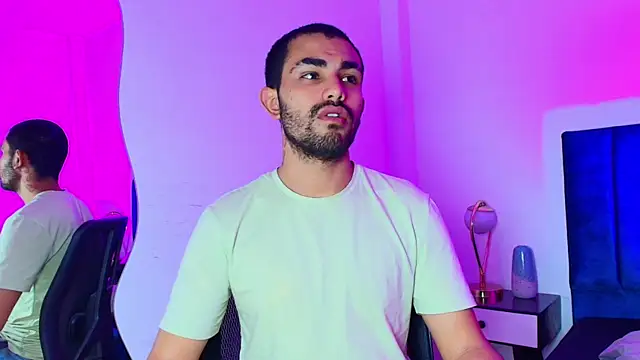 JuanchoAfpa online show from November 7, 2025, 3:44 am