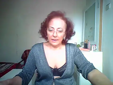Julia54391 online show from October 5, 2025, 6:26 am