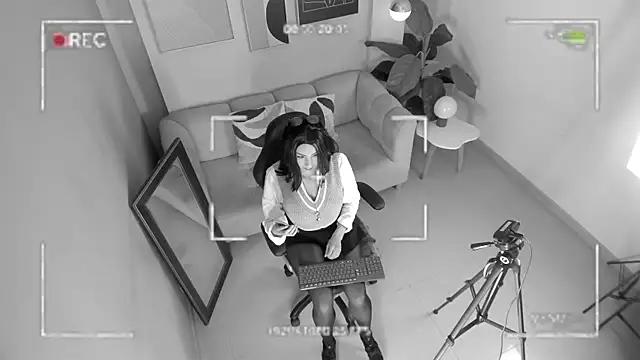 marie bass online show from January 15, 2026, 12:52 pm