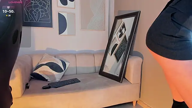 Snapshot of marie_bass chatting on November 8, 2025, 12:52 pm marie bass online show from November 8, 2025, 12:52 pm