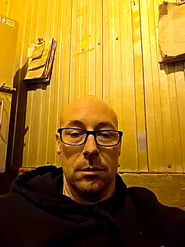 frenchy stud online show from February 9, 2026, 4:27 pm