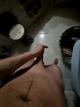 pollita dura  online show from February 18, 2026, 11:12 pm