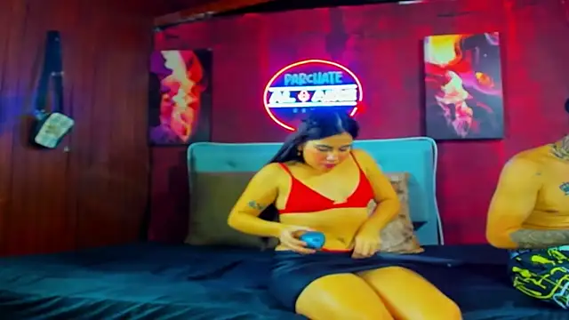 dereck and julie online show from October 14, 2025, 2:45 am