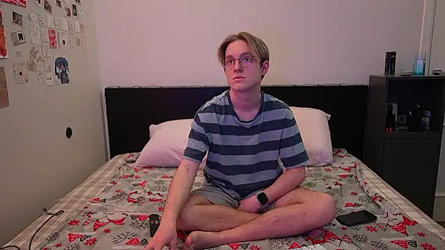 Snapshot of Serxyi chatting on February 14, 2026, 1:11 pm Serxyi online show from February 14, 2026, 1:11 pm