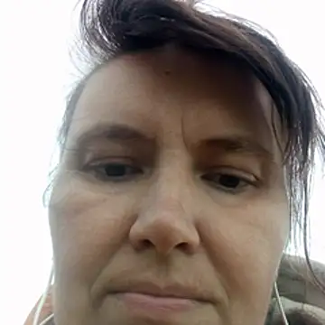 Snapshot of Romashka33011 chatting on May 12, 2026, 7:49 am Romashka33011 online show from May 12, 2026, 7:49 am