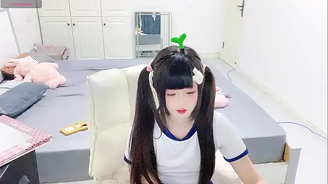 xinxin-966 online show from September 18, 2025, 1:36 pm