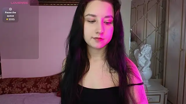 Snapshot of Eva_Maller chatting on December 3, 2025, 4:35 am Eva Maller online show from December 3, 2025, 4:35 am