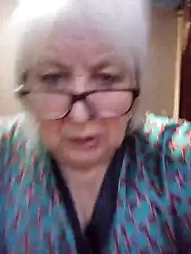 Alexia64231 online show from November 21, 2025, 4:44 am