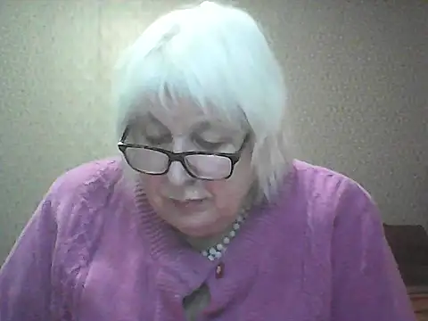 Alexia64231 online show from September 28, 2025, 4:47 pm