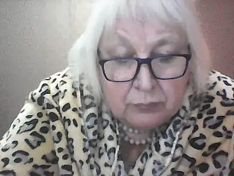 Alexia64231 online show from October 4, 2025, 4:19 pm