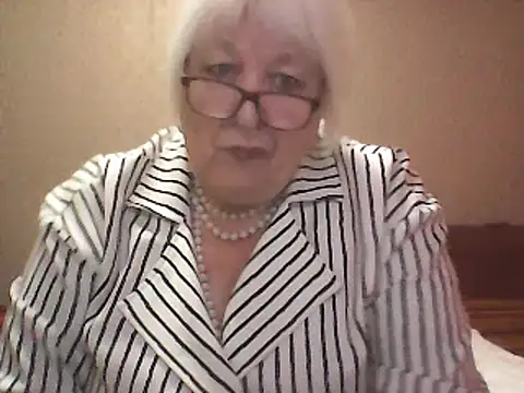 Alexia64231 online show from October 3, 2025, 2:26 am