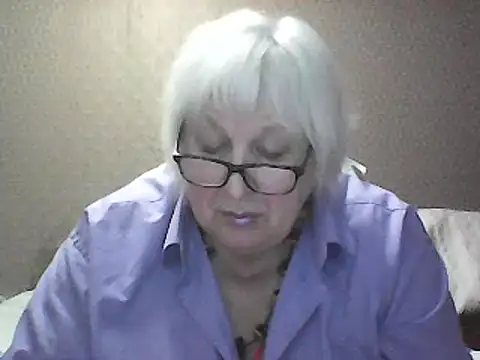 Alexia64231 online show from September 20, 2025, 3:06 pm