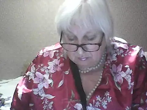Alexia64231 online show from September 21, 2025, 3:17 pm