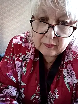 Snapshot of Alexia64231 chatting on January 18, 2026, 11:24 am Alexia64231 online show from January 18, 2026, 11:24 am