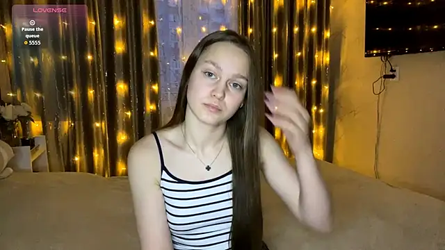 SoSweetGirl online show from December 17, 2025, 10:09 am