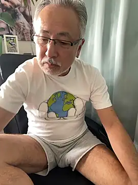 gholly2007 online show from October 12, 2025, 3:30 am