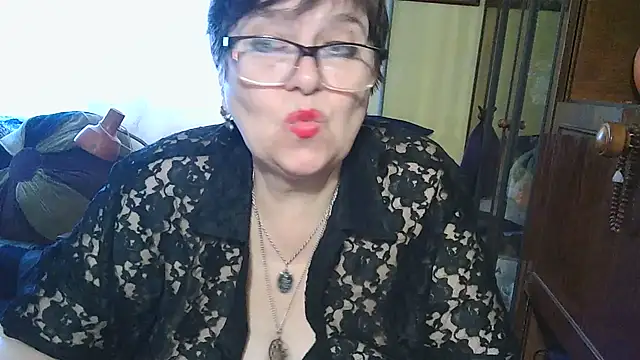 VeronicaGold511 online show from March 5, 2026, 7:27 am