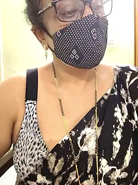 sweet-lotus online show from October 11, 2025, 5:52 am