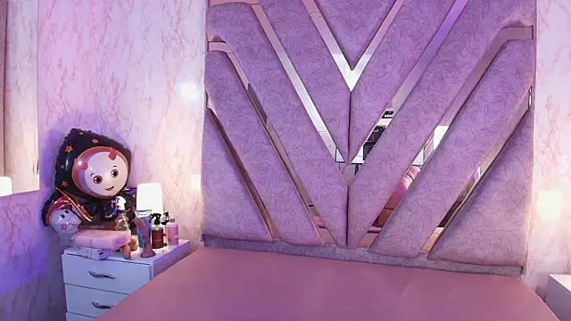 redd pandaa online show from October 16, 2025, 3:59 am