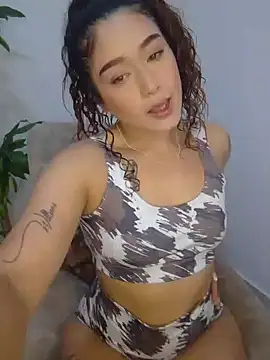 LilithAmber11 online show from November 6, 2025, 10:36 pm