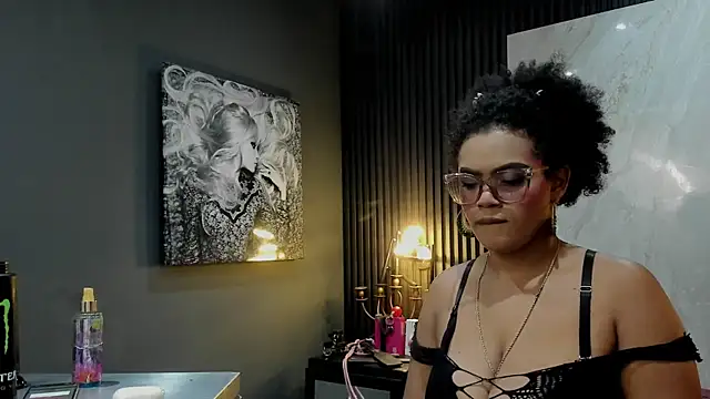 AlliceJelany online show from February 10, 2026, 7:24 pm