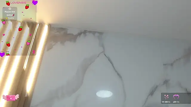 Snapshot of Nini_Beyker chatting on October 11, 2025, 1:12 pm Nini Beyker online show from October 11, 2025, 1:12 pm