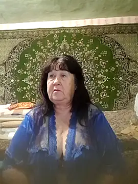 CrystalLime6411 online show from November 8, 2025, 6:28 am