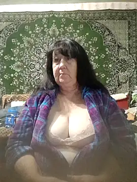 CrystalLime6411 online show from October 11, 2025, 3:57 pm