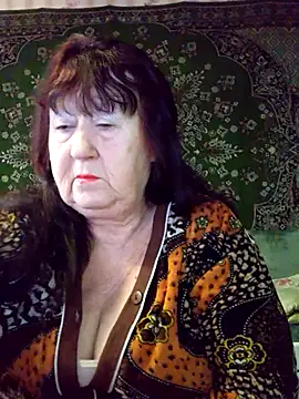 Snapshot of CrystalLime6411 chatting on February 4, 2026, 2:23 pm CrystalLime6411 online show from February 4, 2026, 2:23 pm