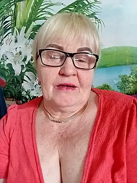 Snapshot of VioletSweet5566 chatting on January 19, 2026, 12:31 pm VioletSweet5566 online show from January 19, 2026, 12:31 pm