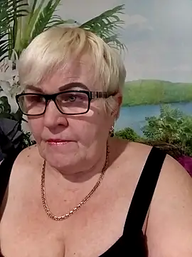 Snapshot of VioletSweet5566 chatting on February 1, 2026, 2:04 pm VioletSweet5566 online show from February 1, 2026, 2:04 pm