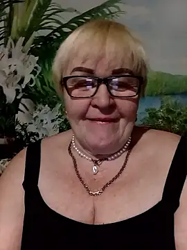 VioletSweet5566 online show from January 13, 2026, 8:46 pm