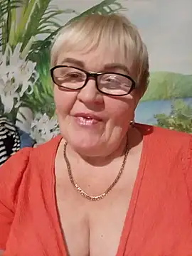 VioletSweet5566 online show from November 7, 2025, 7:40 pm