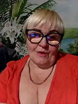 Snapshot of VioletSweet5566 chatting on February 14, 2026, 8:42 pm VioletSweet5566 online show from February 14, 2026, 8:42 pm