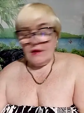 VioletSweet5566 online show from April 19, 2026, 5:36 pm